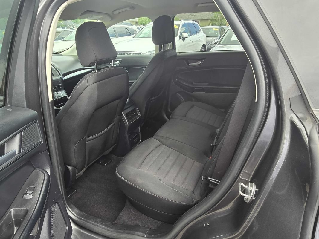 Used 2020 Ford Edge SE AWD/4WD image 30