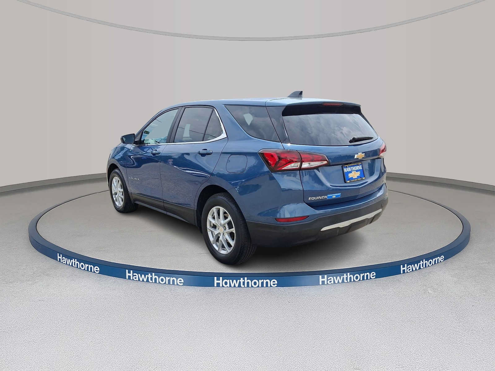 Certified 2024 Chevrolet Equinox LT w/ LPO, Floor Liner Package FWD image 5