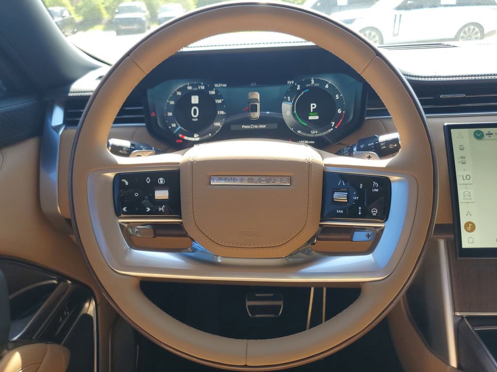 Certified 2025 Land Rover Range Rover Autobiography AWD/4WD image 28