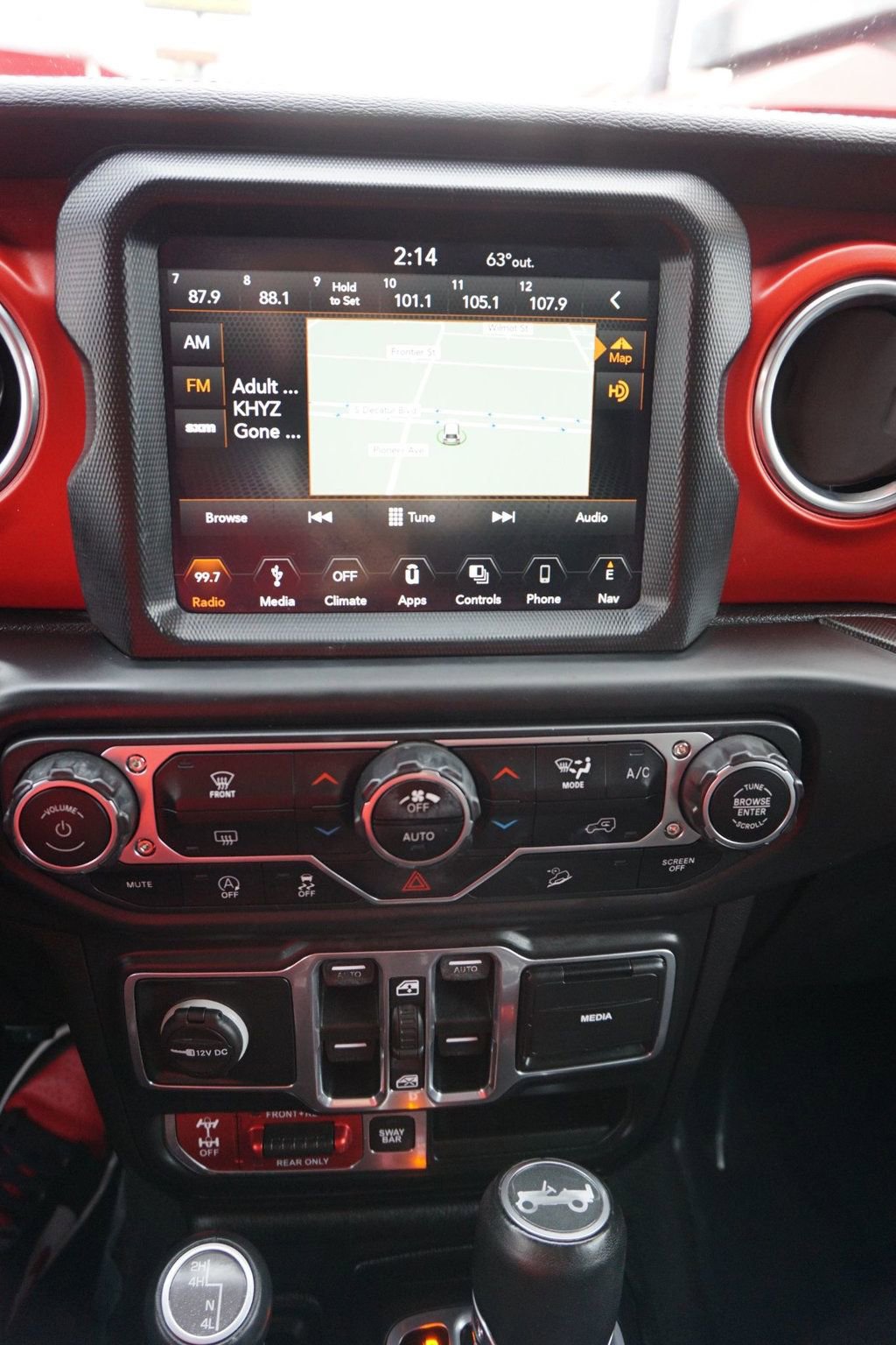 Used 2018 Jeep Wrangler Unlimited Rubicon image 29