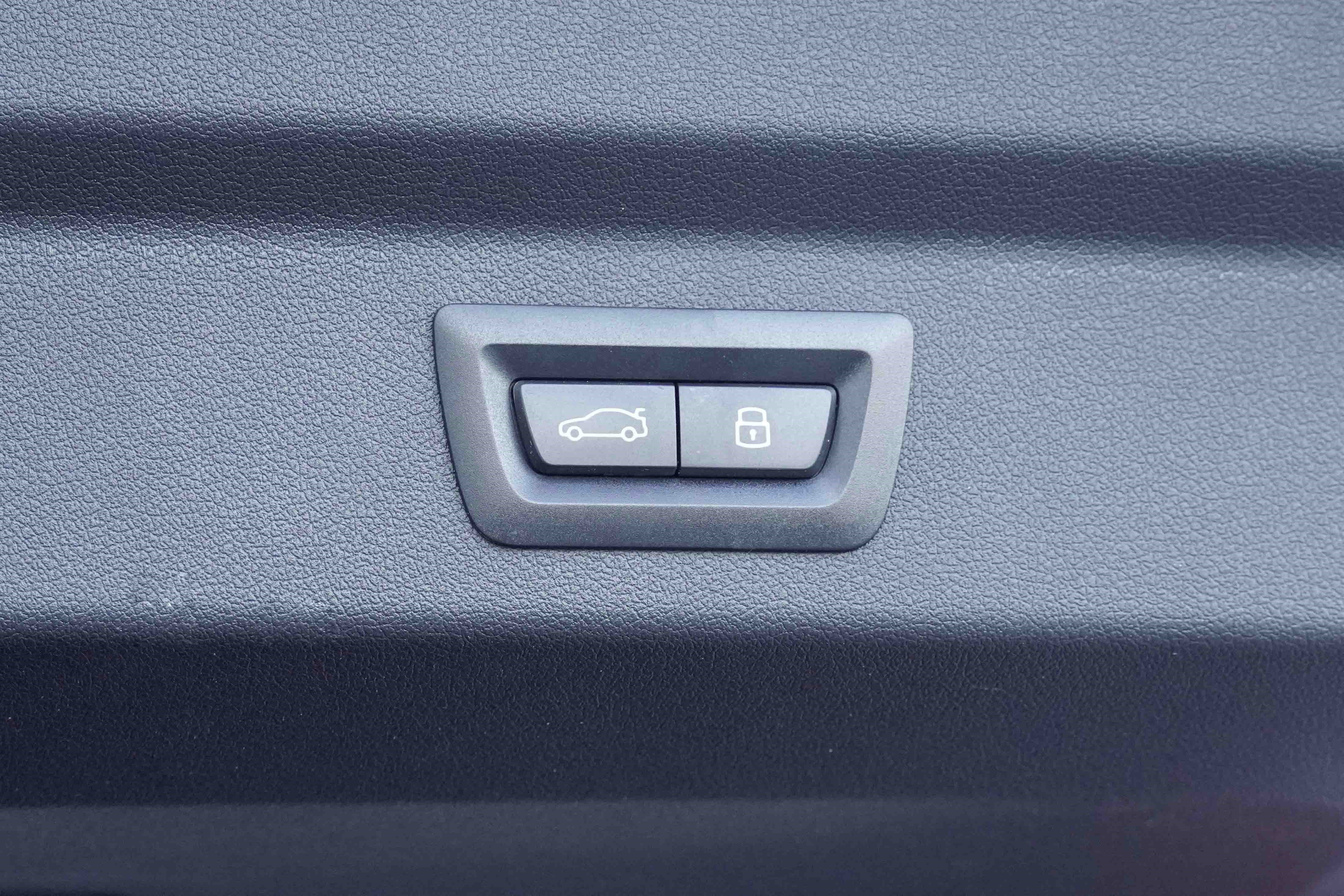 Certified 2025 BMW X2 xDrive28i image 37