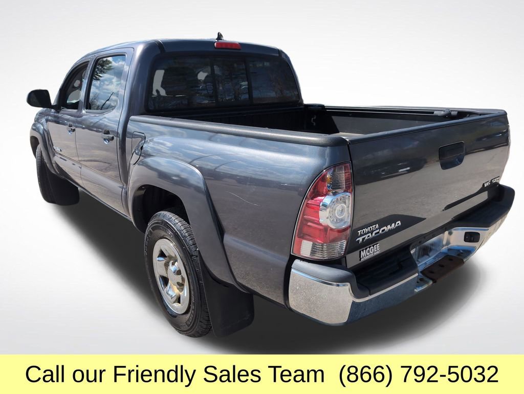 Used 2015 Toyota Tacoma 4x4 Double Cab w/ SR5 Package image 3