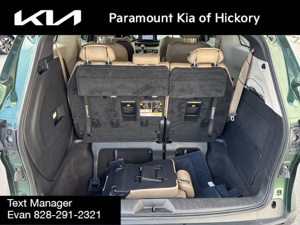 Used 2021 Toyota Sienna XLE image 11