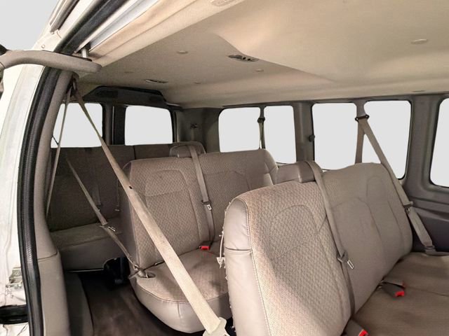 Used 2016 Chevrolet Express 3500 LT w/ LT Preferred Equipment Group image 18