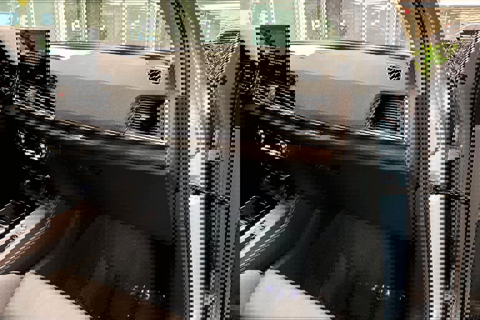 Certified 2025 Audi Q5 2.0T Premium Plus w/ Premium Plus Package image 18