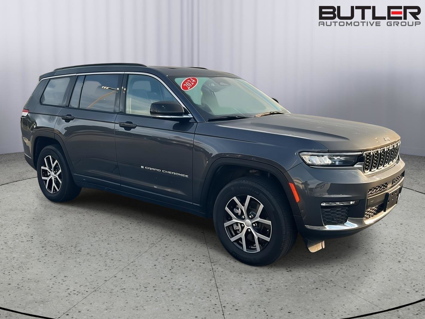 Used 2024 Jeep Grand Cherokee L Limited w/ Luxury Tech Group II AWD/4WD image 8