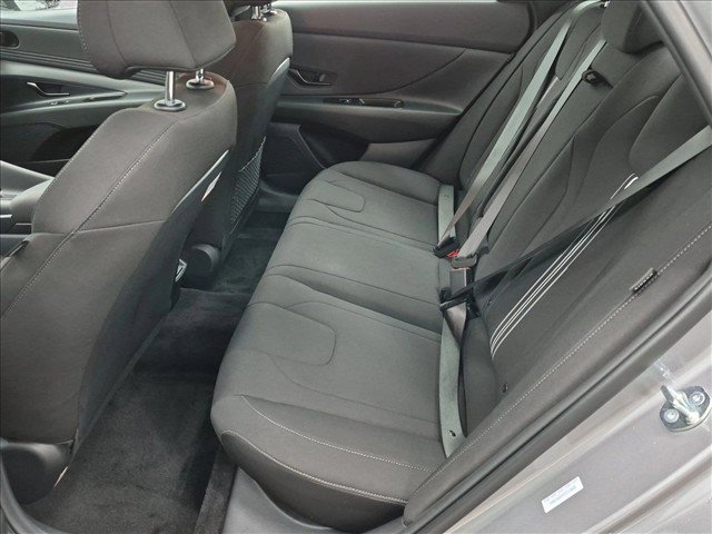Used 2026 Hyundai Elantra SEL Sport Premium FWD image 18