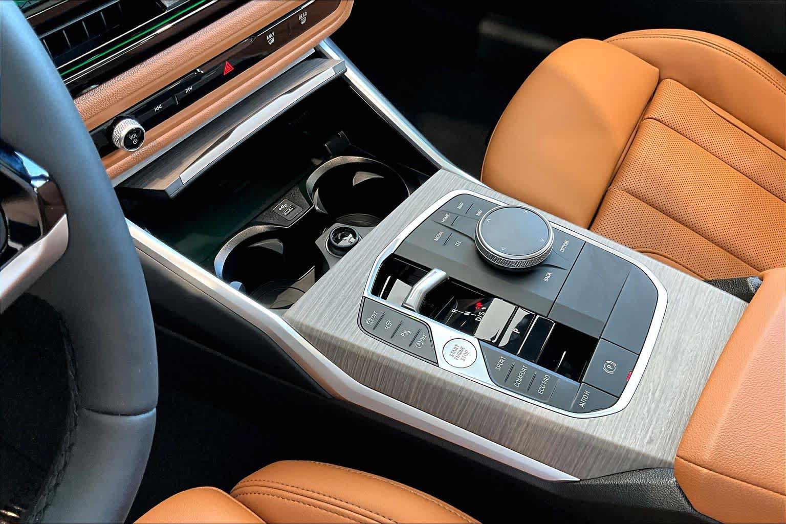 Used 2025 BMW 330i Sedan RWD image 18