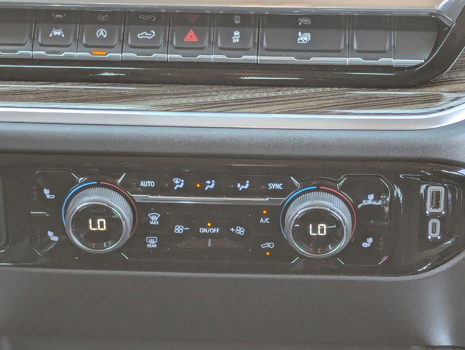 Certified 2026 Chevrolet Silverado 1500 LT w/ Convenience Package II image 19