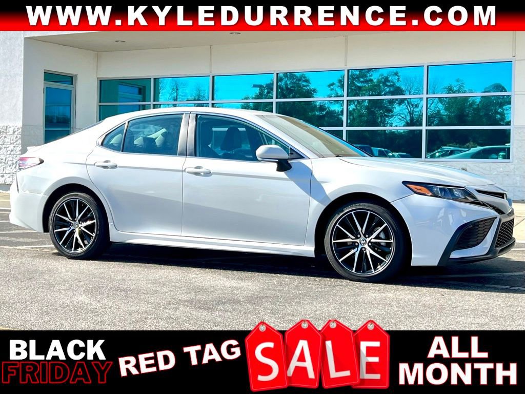 Used 2023 Toyota Camry SE