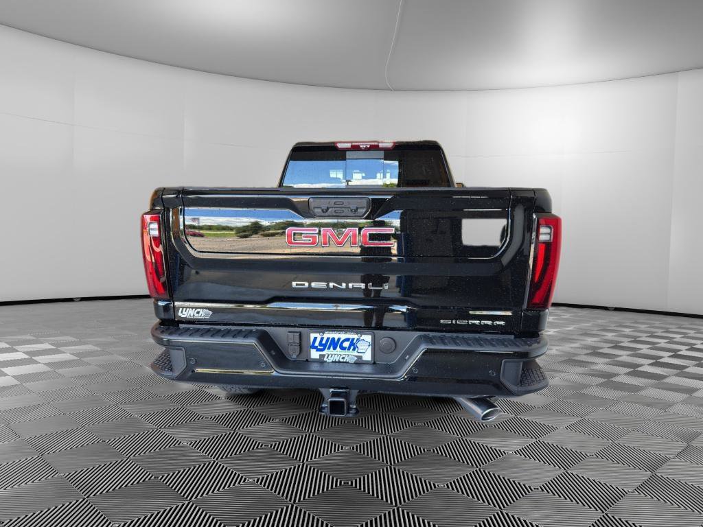 New 2026 GMC Sierra 2500 Denali w/ Technology Package AWD/4WD image 4