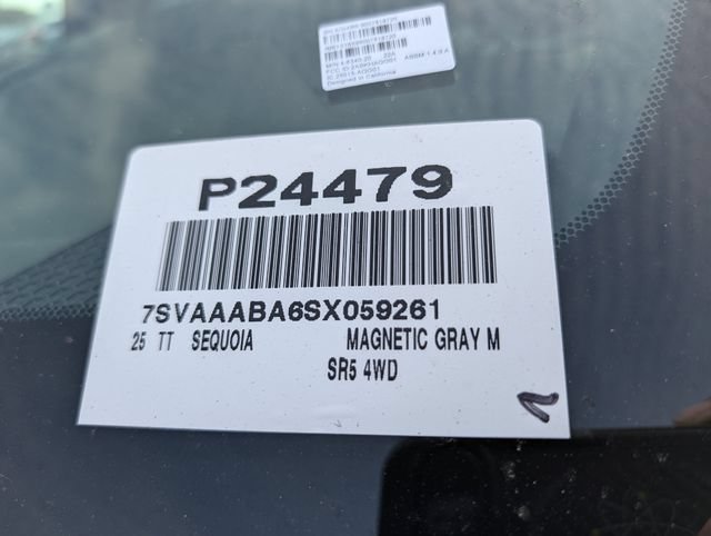 Used 2025 Toyota Sequoia SR5 AWD/4WD image 38