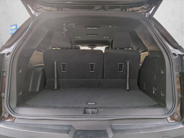 Certified 2023 Chevrolet Traverse LT w/ Rear Camera Mirror Package image 7