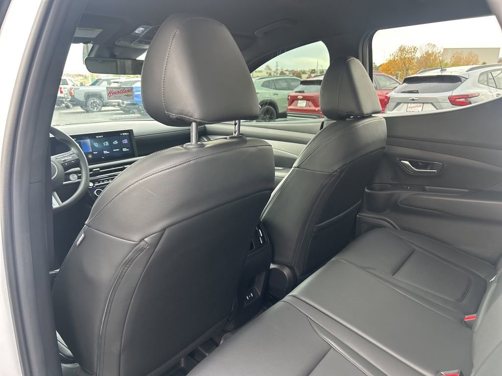Used 2025 Hyundai Santa Cruz SEL image 39