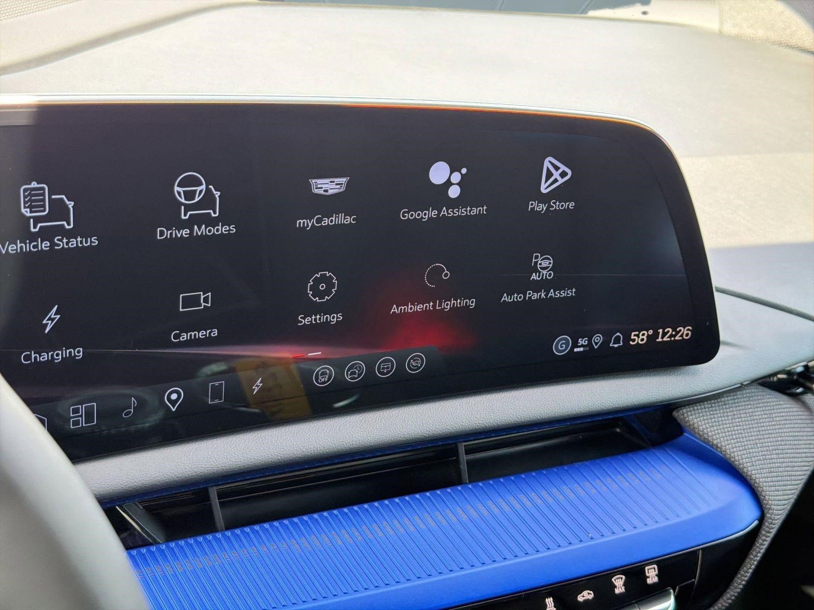 New 2026 Cadillac Optiq V AWD/4WD image 27