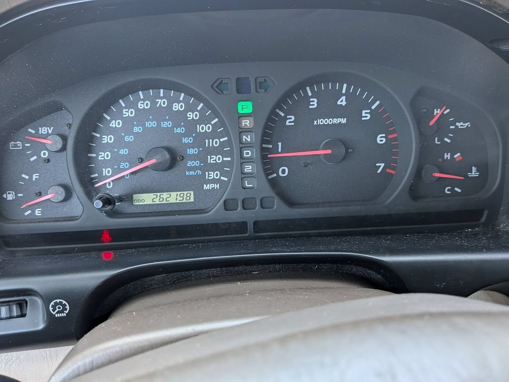 Used 2002 Toyota Land Cruiser AWD/4WD image 21