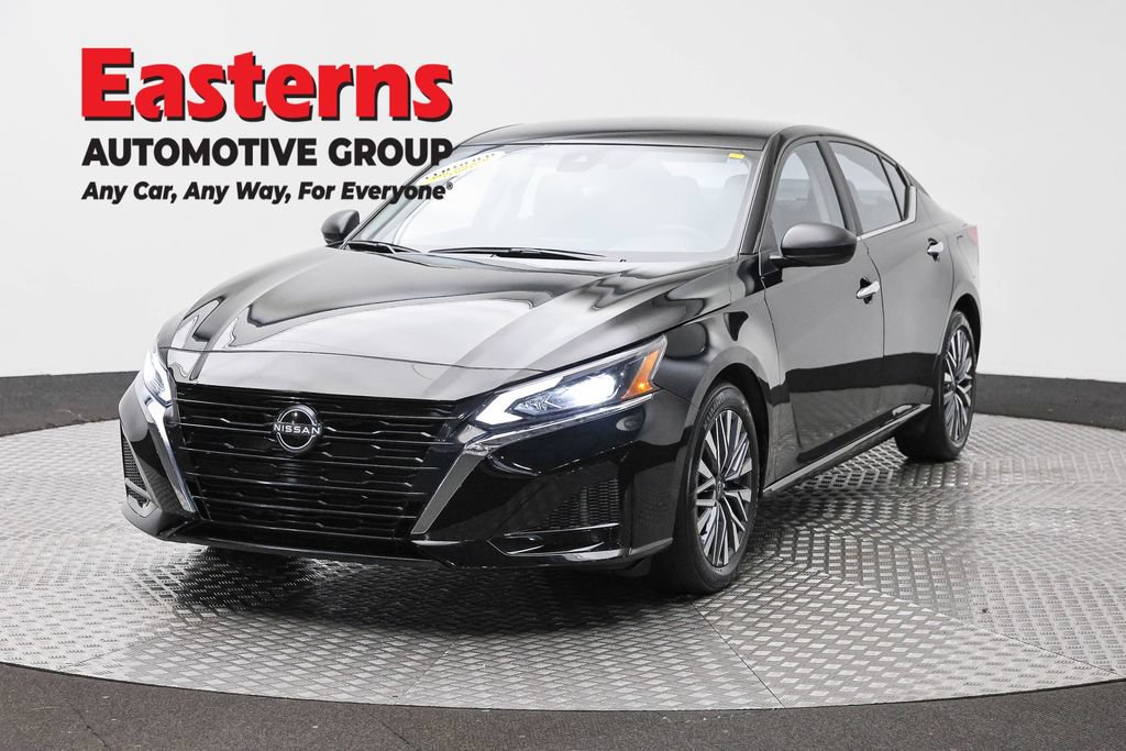 Used 2025 Nissan Altima 2.5 SV