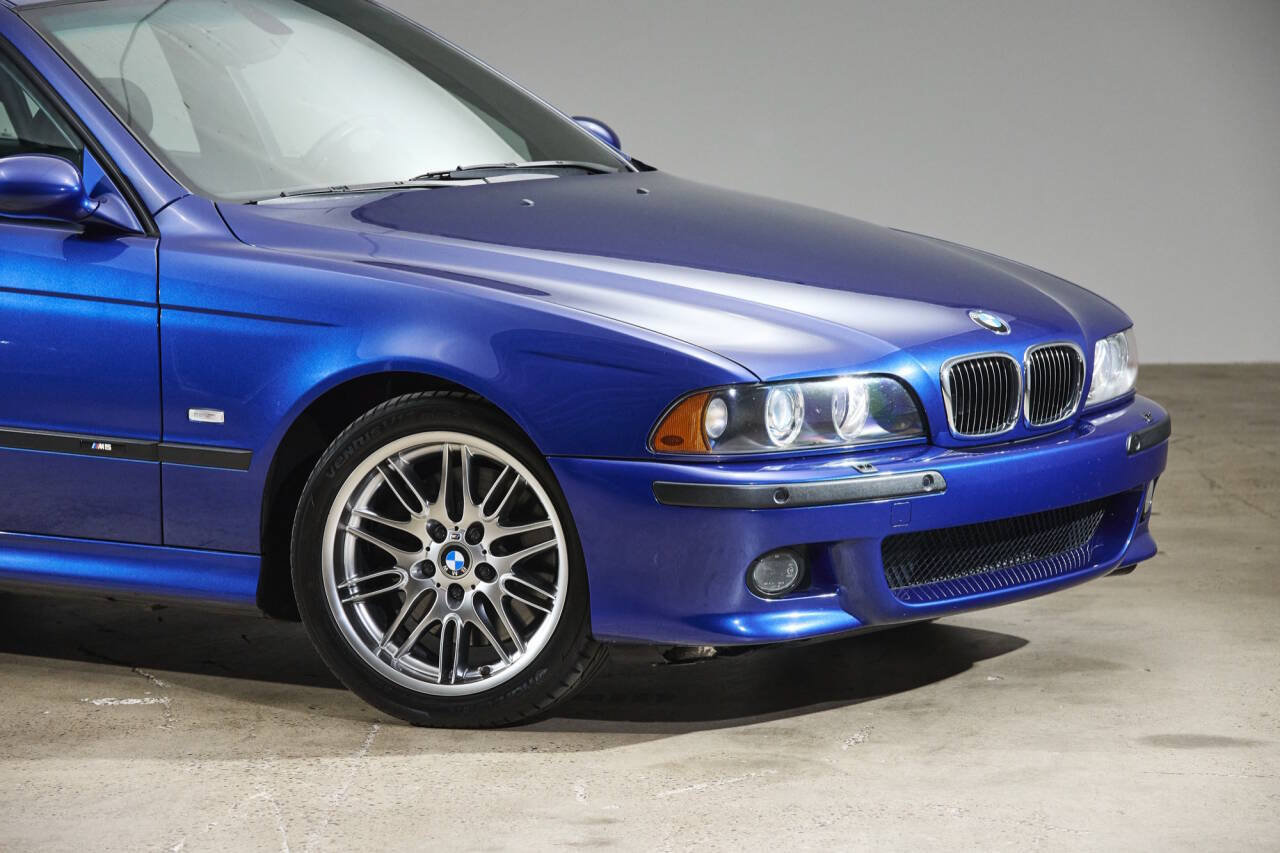 Used 2001 BMW M5 RWD image 2