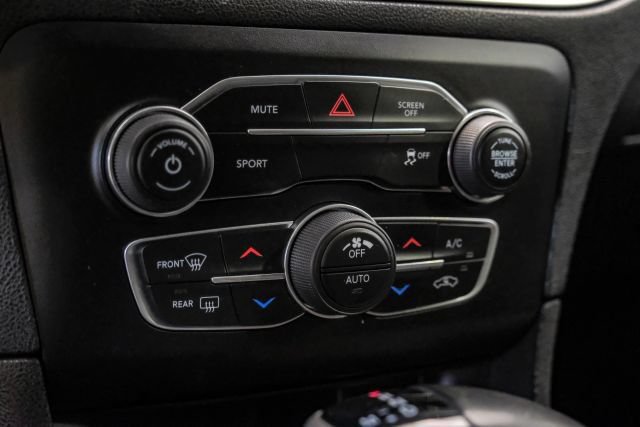 Used 2017 Dodge Charger R/T RWD image 38