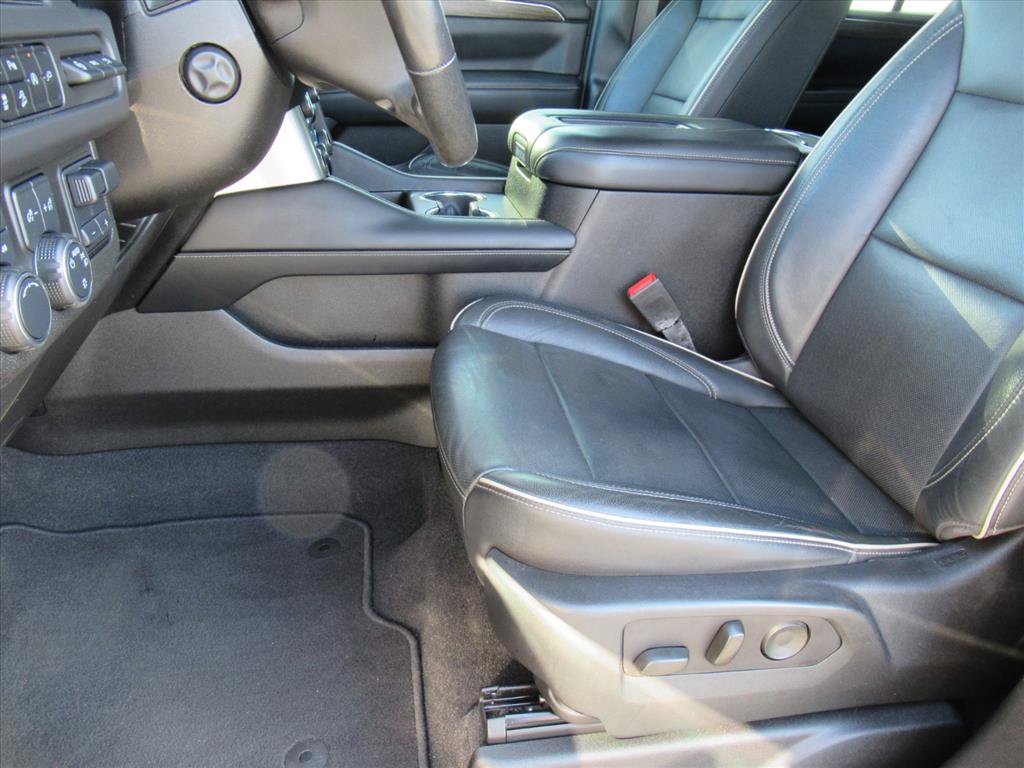 Used 2021 Chevrolet Tahoe Premier w/ Premium Package AWD/4WD image 15