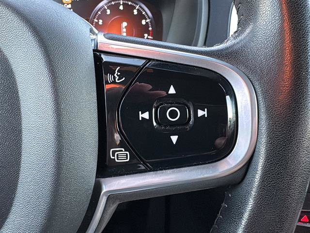 Used 2022 Volvo XC90 T6 Inscription image 22