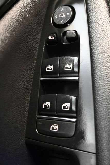 Used 2022 BMW X5 xDrive40i AWD/4WD image 29