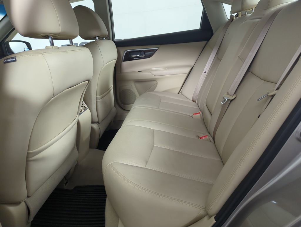 Used 2014 Nissan Altima 3.5 SL w/ Technology Package image 20