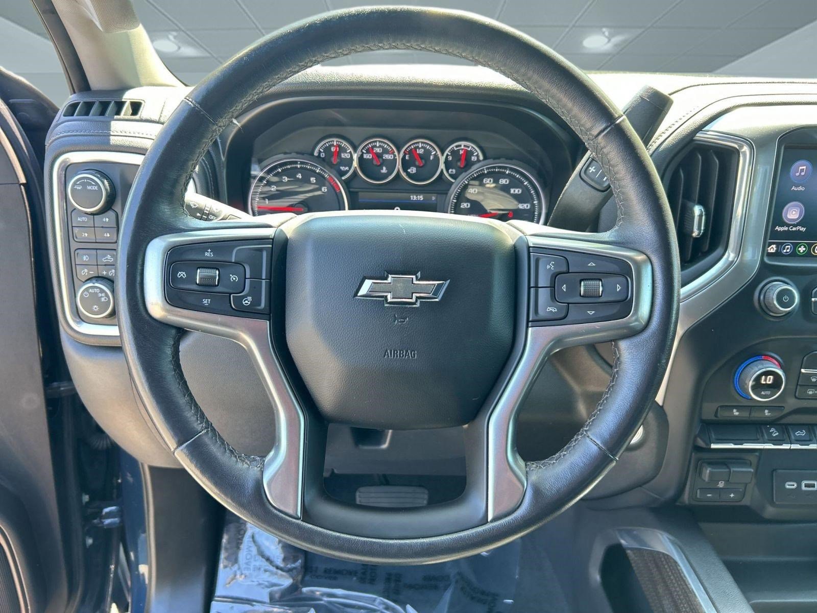 Used 2021 Chevrolet Silverado 1500 LT Trail Boss w/ Bed Protection Package AWD/4WD image 17
