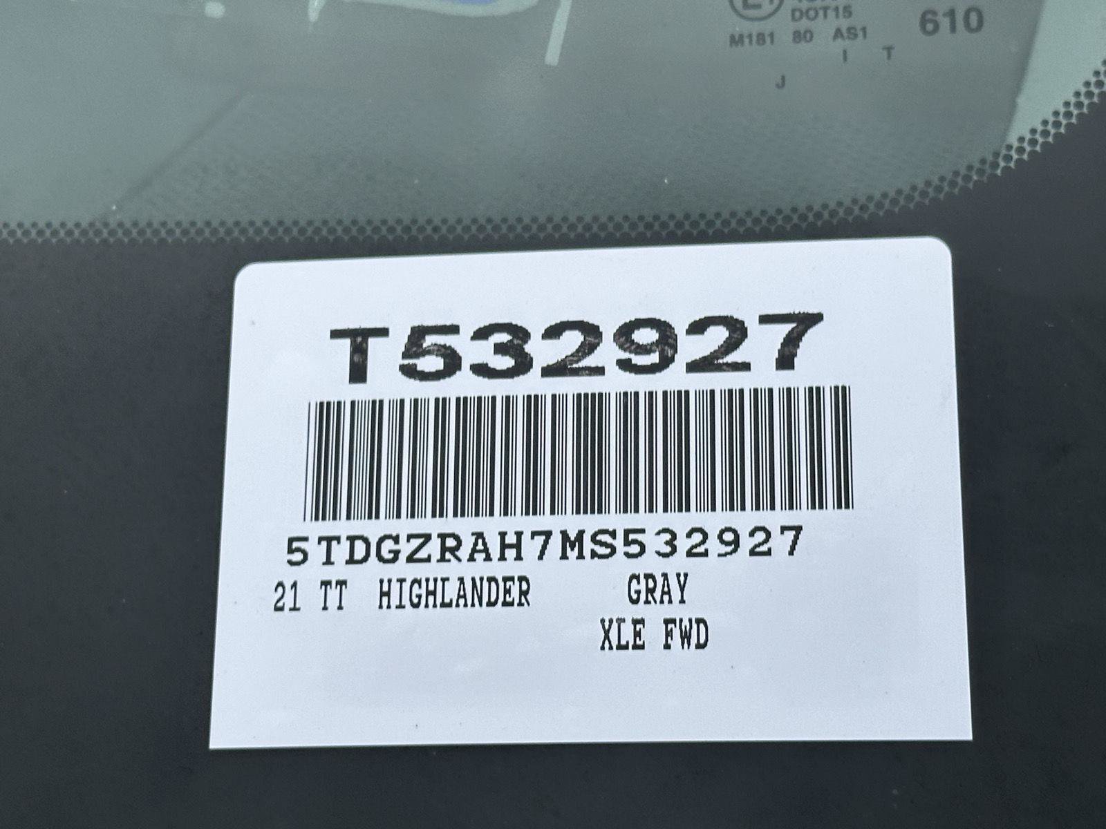 Certified 2021 Toyota Highlander XLE FWD image 14