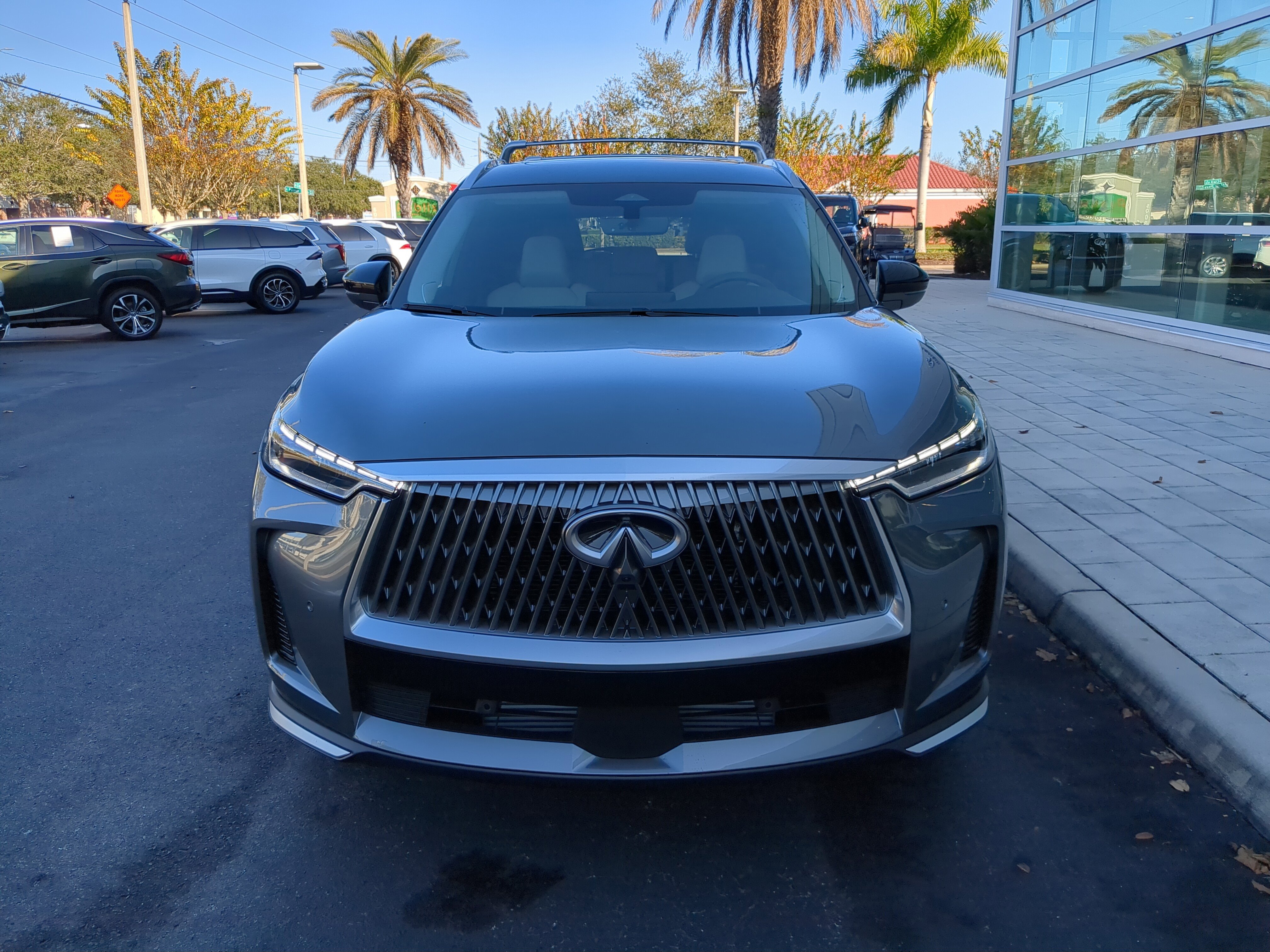 New 2026 INFINITI QX60 Luxe w/ Cargo Package image 2