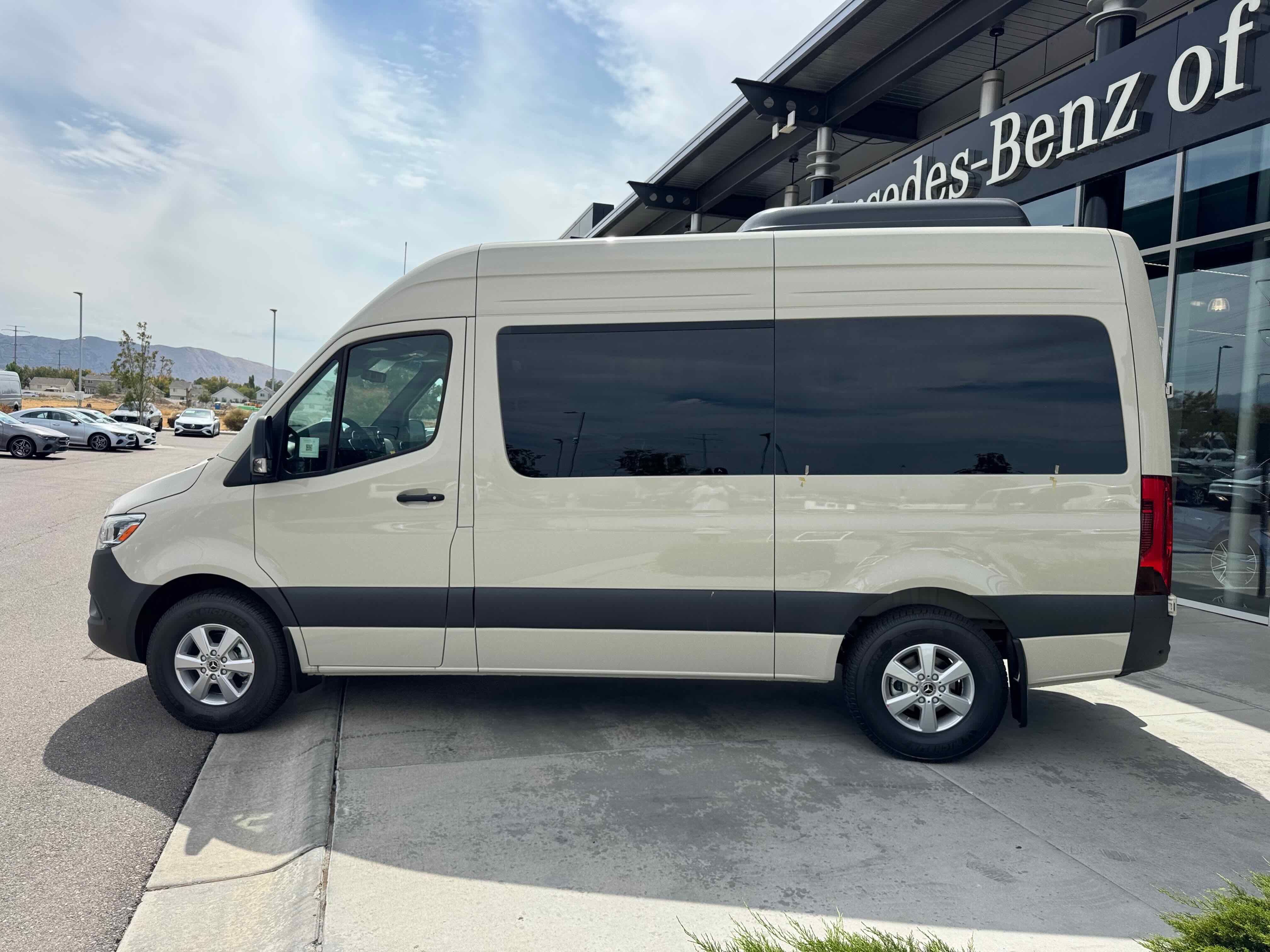 New 2025 Mercedes-Benz Sprinter 2500 image 3