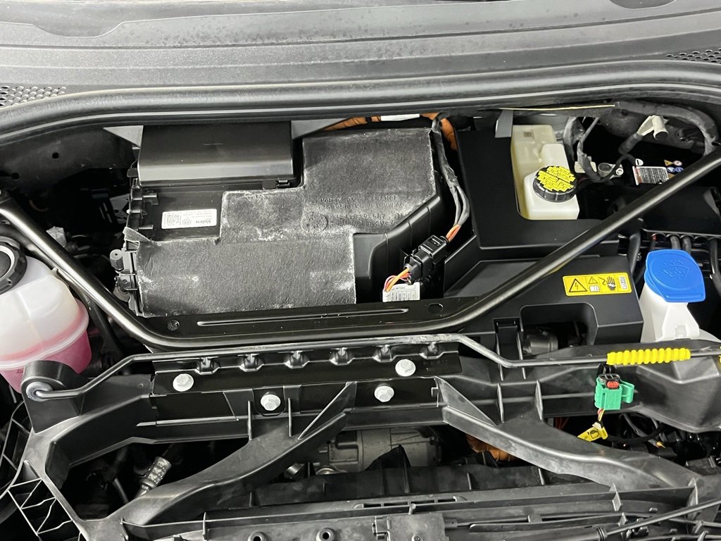 Used 2023 Audi Q4 e-tron Prestige image 28