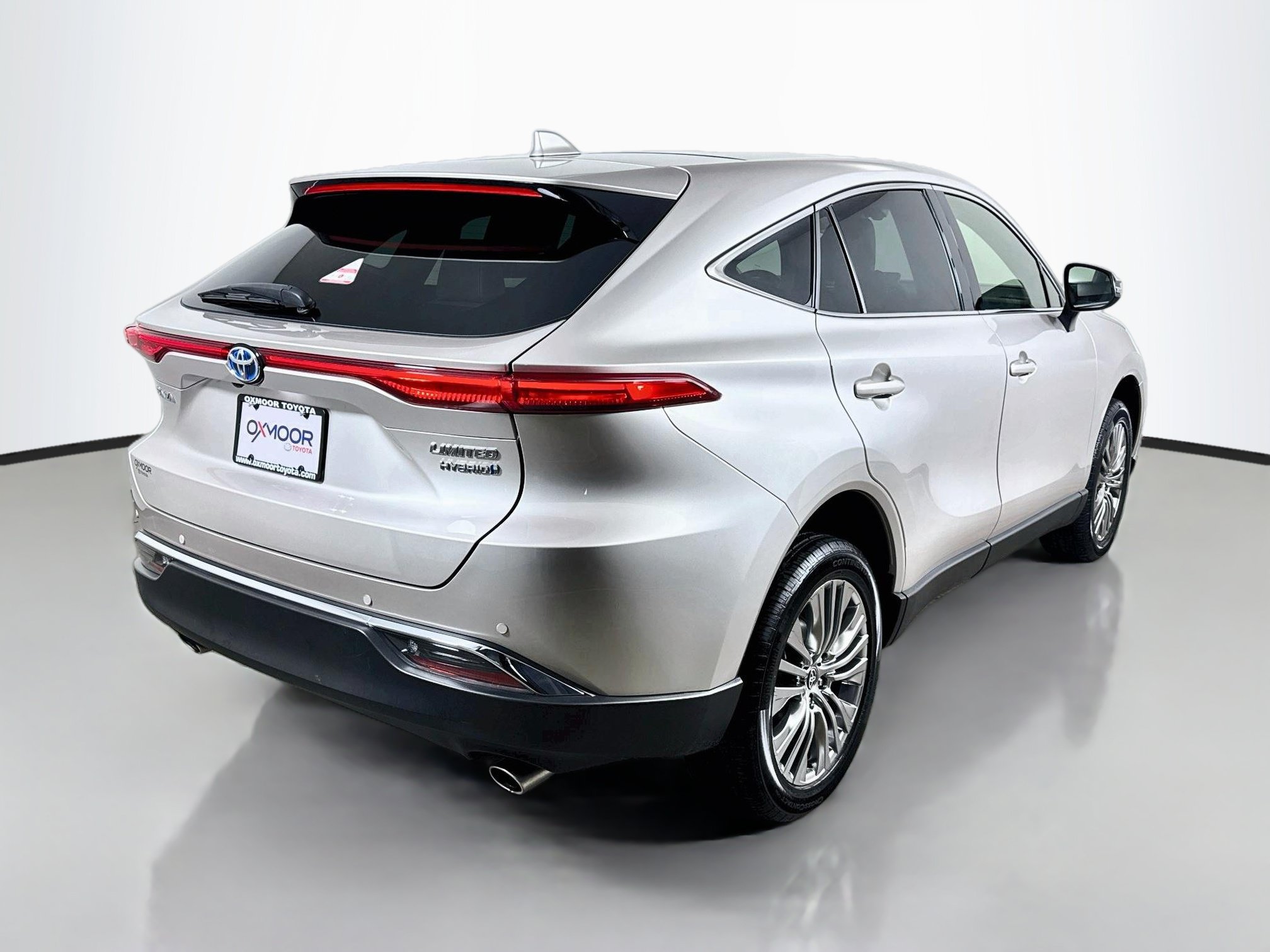 Certified 2022 Toyota Venza Limited w/ Advanced Technology Package AWD/4WD image 7