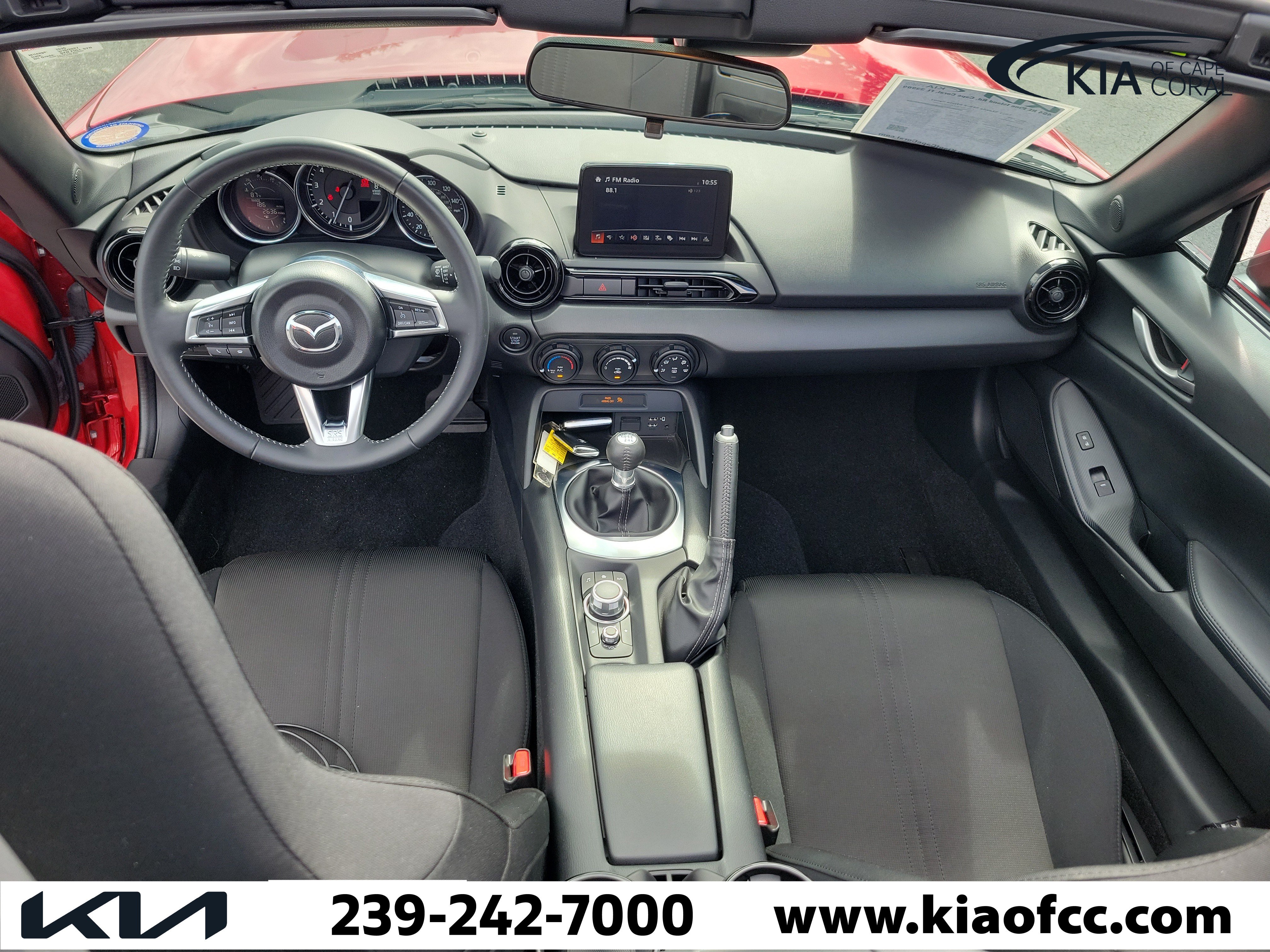 Used 2021 MAZDA MX-5 Miata Sport RWD image 17