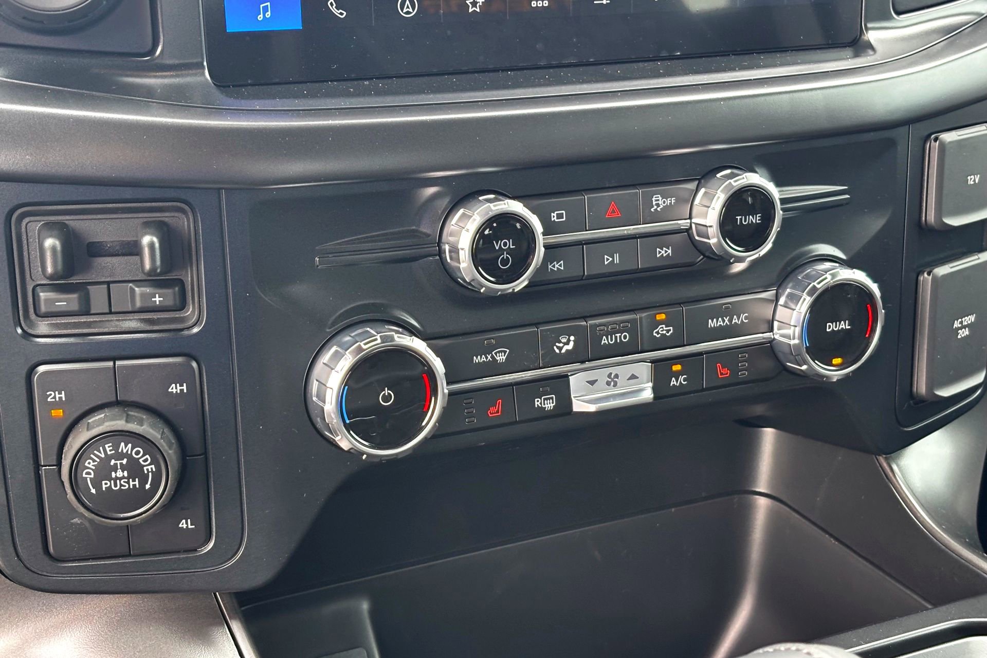 New 2025 Ford F150 Tremor image 17
