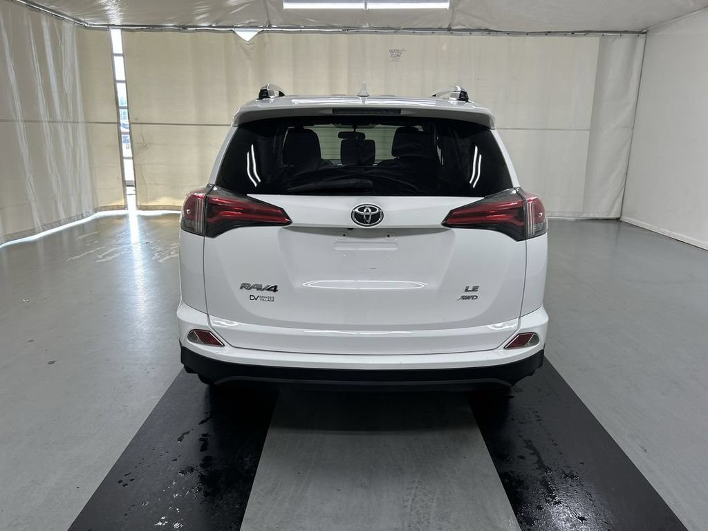 Used 2016 Toyota RAV4 LE AWD/4WD image 20
