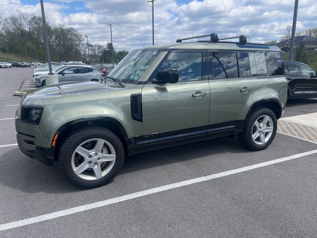 Used 2021 Land Rover Defender 110 X-Dynamic HSE AWD/4WD image 5