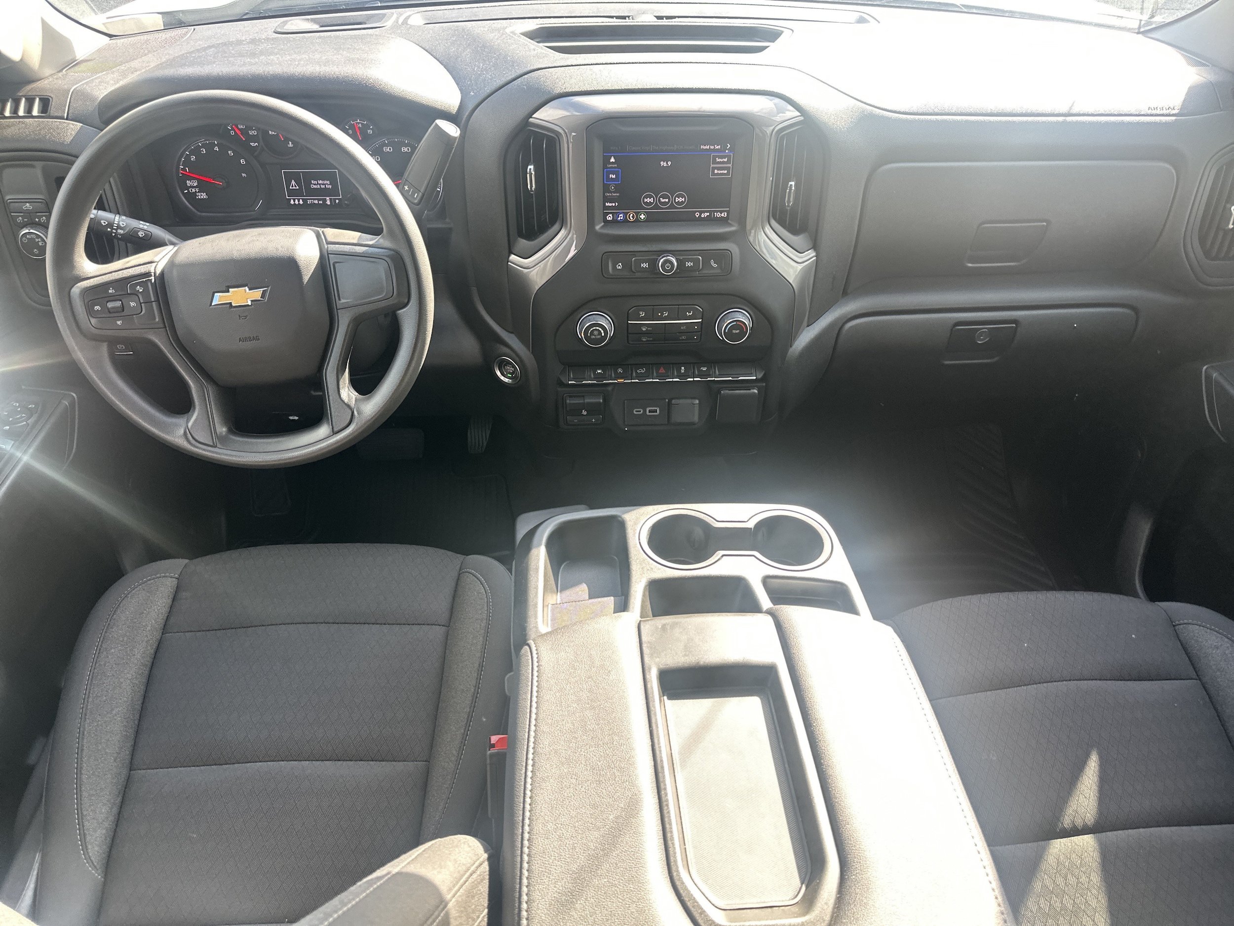 Used 2024 Chevrolet Silverado 1500 Custom w/ Turbomax Blackout Package RWD image 22
