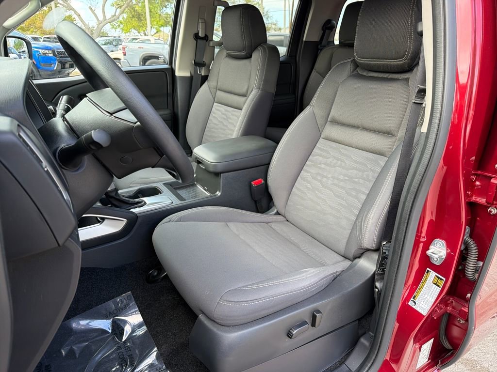 Used 2023 Nissan Frontier SV w/ Technology Package image 30