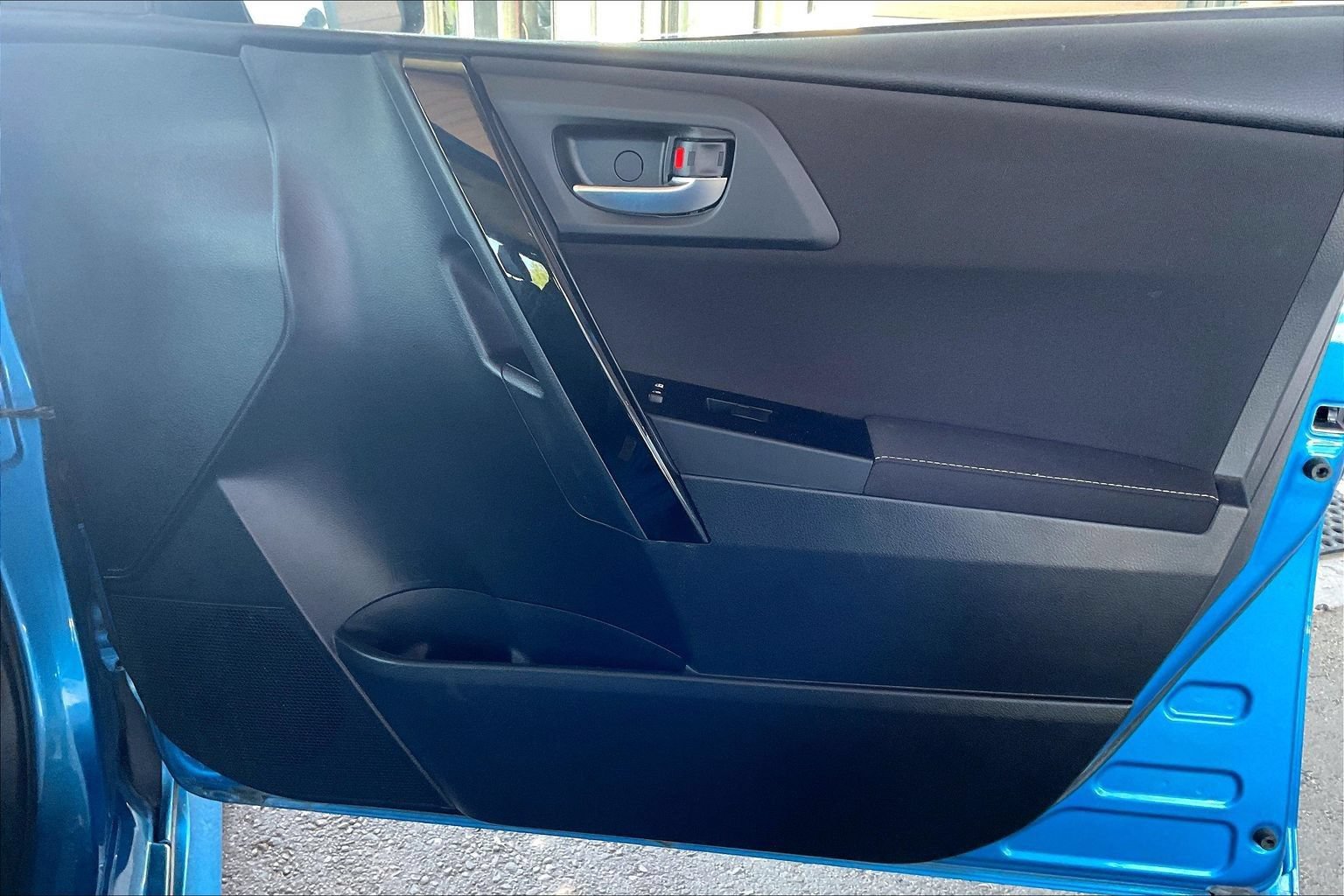 Used 2018 Toyota Corolla iM w/ All-Weather Mat Package FWD image 23