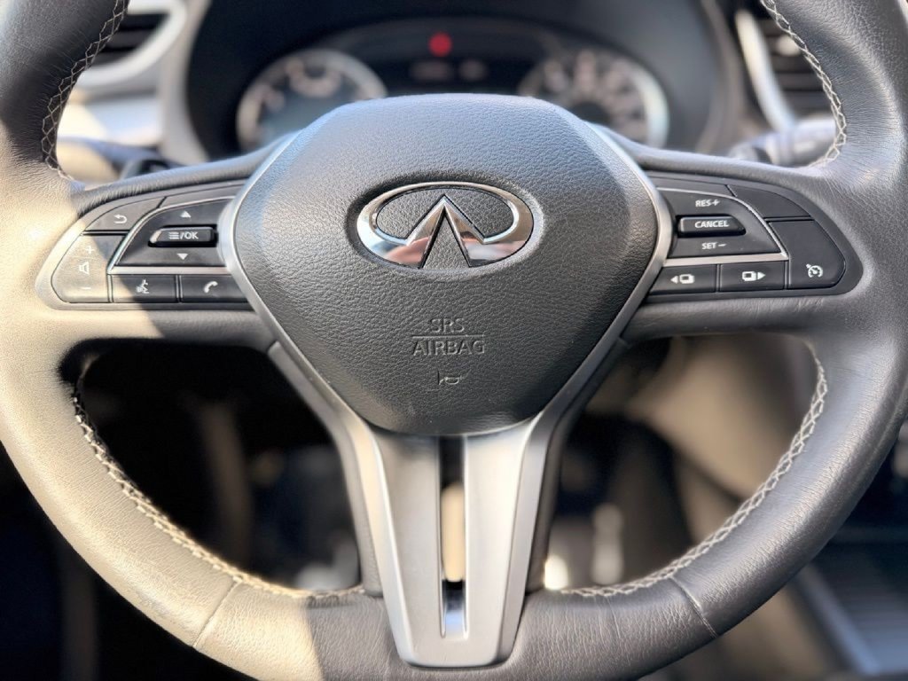 Used 2020 INFINITI QX50 Luxe AWD/4WD image 22