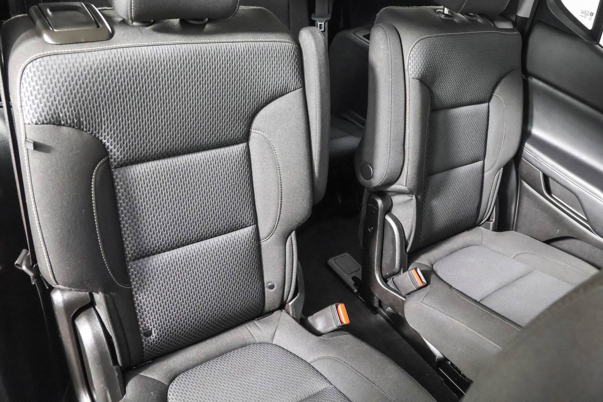 Used 2023 GMC Acadia SLE w/ LPO, Floor Liner Package image 44