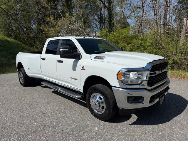 Used 2024 RAM 3500 Big Horn AWD/4WD image 4