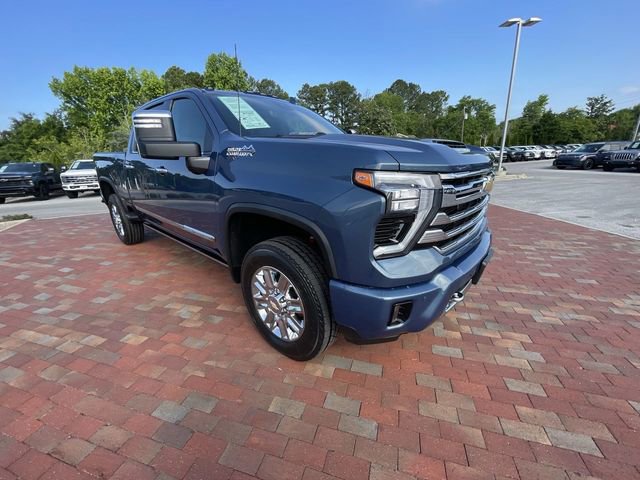 Used 2024 Chevrolet Silverado 2500 High Country w/ High Country Premium Package AWD/4WD image 38