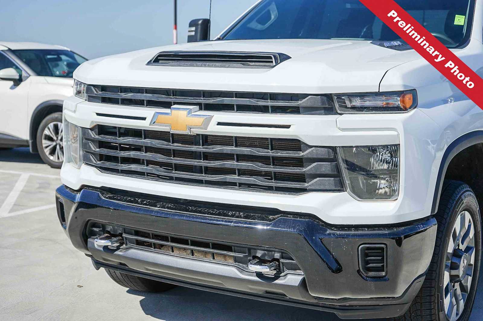 Used 2024 Chevrolet Silverado 2500 Custom w/ Custom Value Package AWD/4WD image 5