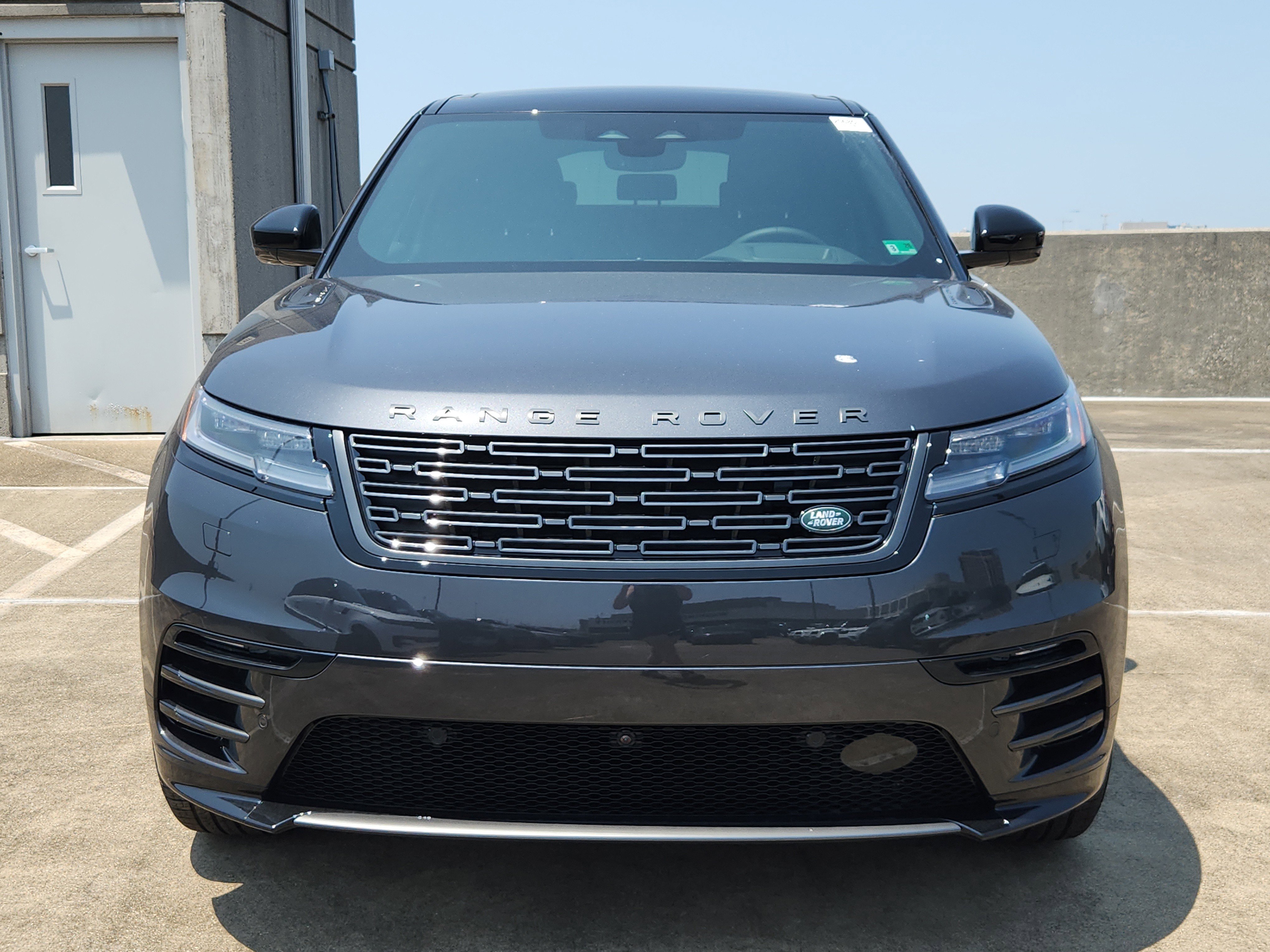 Used 2026 Land Rover Range Rover Velar Dynamic SE image 8