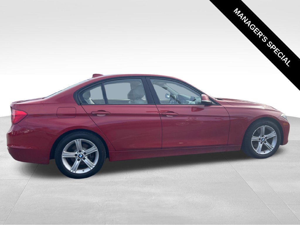 Used 2013 BMW 328i xDrive Sedan AWD/4WD image 8