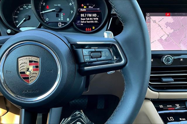 Used 2026 Porsche Macan AWD/4WD image 12