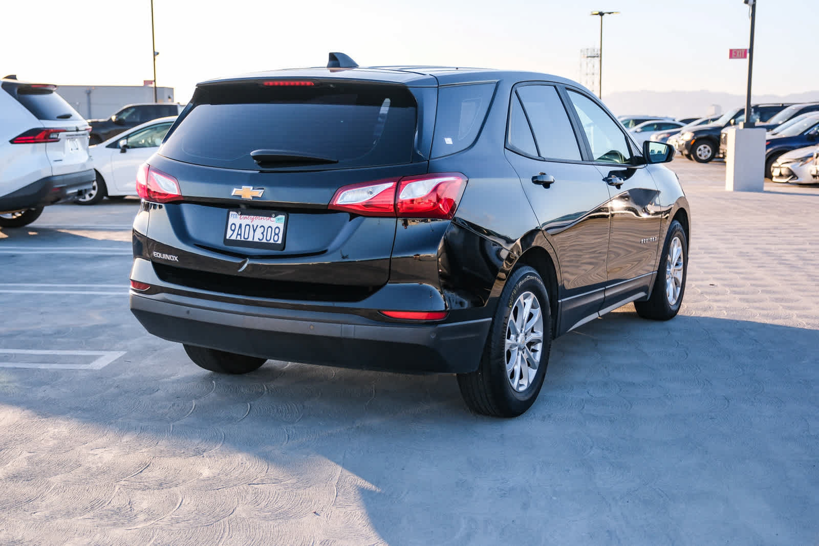 Used 2020 Chevrolet Equinox LS FWD image 4