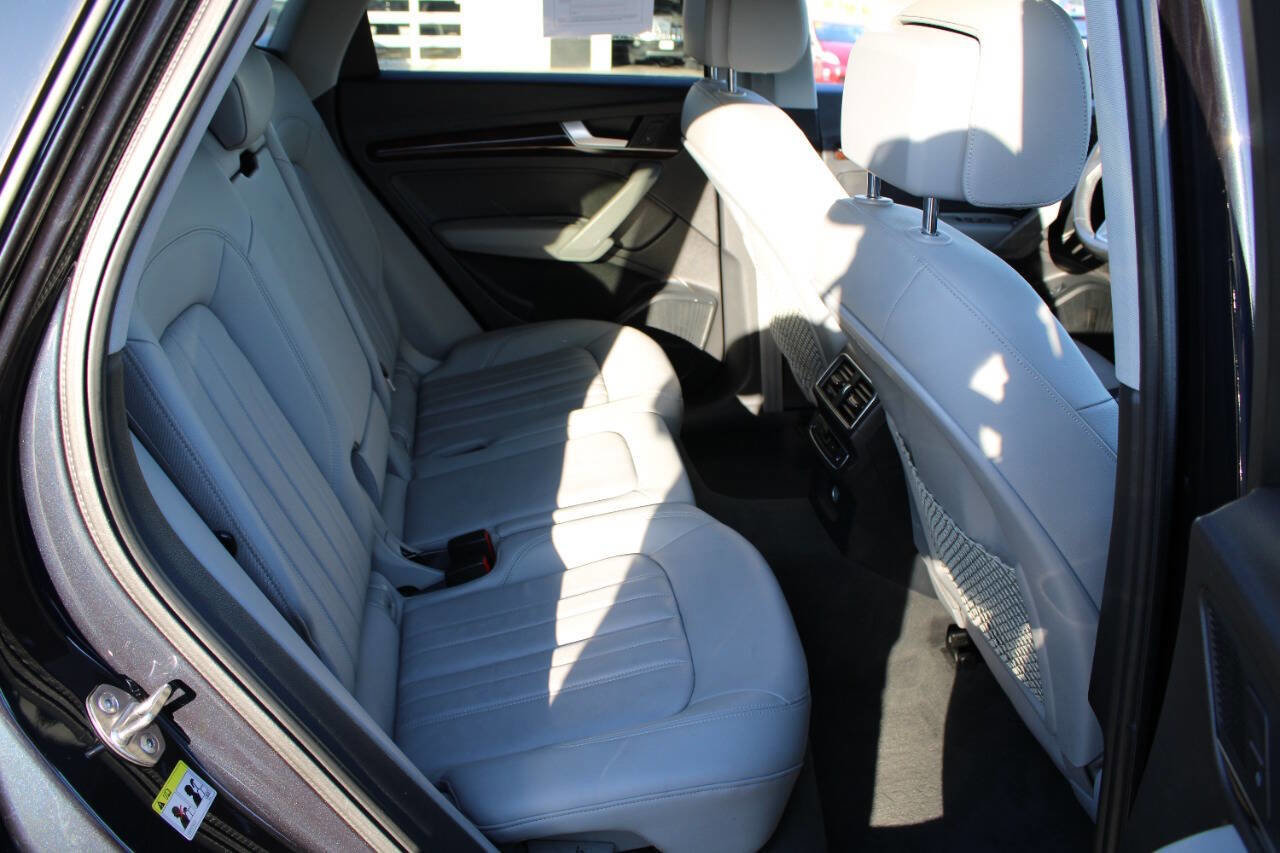 Used 2018 Audi Q5 2.0T Premium Plus w/ Premium Plus Package image 13